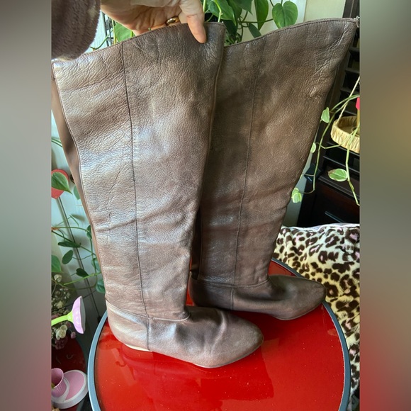 Creation soft leather knee-high pull-on stretch boots w/heel - Picture 7 of 10